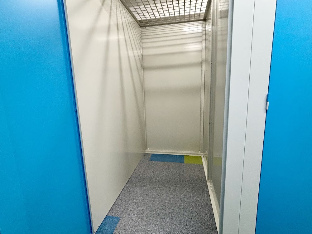 屋内型トランクルーム内部